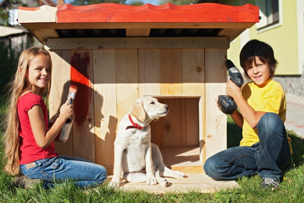 Byg selv hunde hus med familien